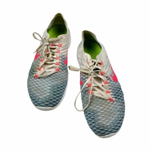 NIKE Flyknit 2 Marathon Runners - Picture 3 of 6